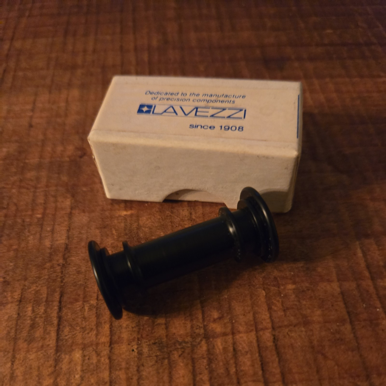 Century JJ by LaVezzi  Projector roller new  MNR4-22
