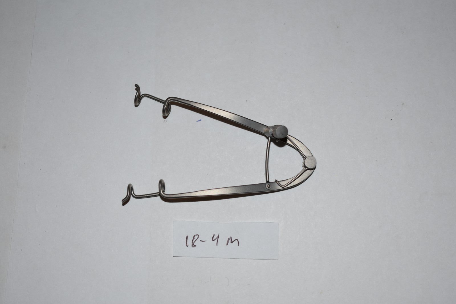 18-4 1 PC KNAPP EYE SPECULUM 3.25" BLADES 15X6MM