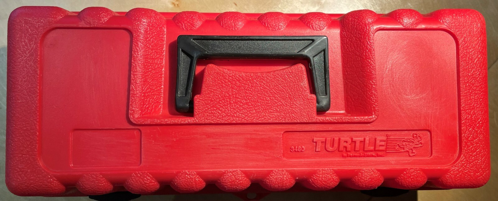 Perm A Store Red 10 Capacity Turtle Case