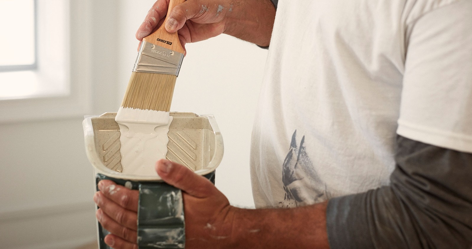 Genuine Purdy Clearcut Elite Angular Pip Angular 2-1/2" Paint Brush 144424825