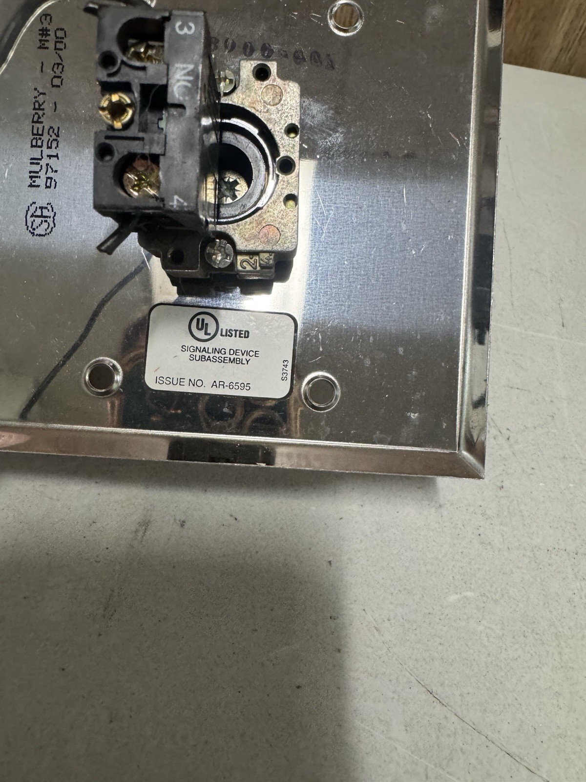 Fenwal SmartOne Suppression System Abort Push Button Untested