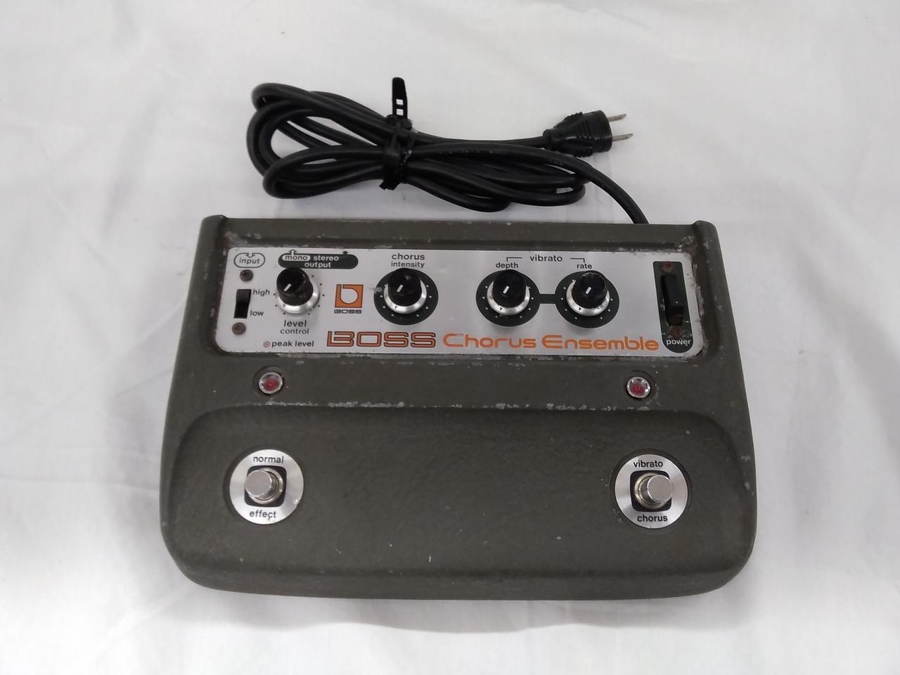 Boss CE-1 Chorus Vib Effect Pedal Used Warm Vintage Character