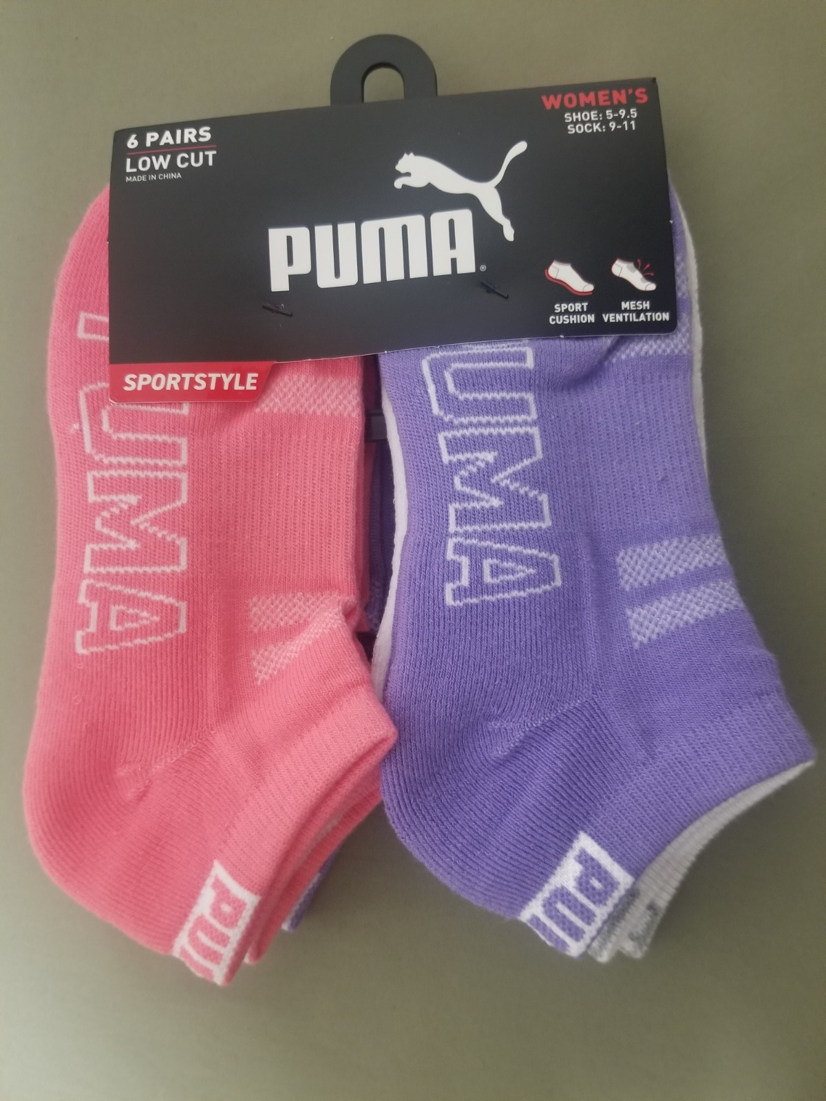 New Puma Womens 6 Pair Cushioned Low Cut Socks.