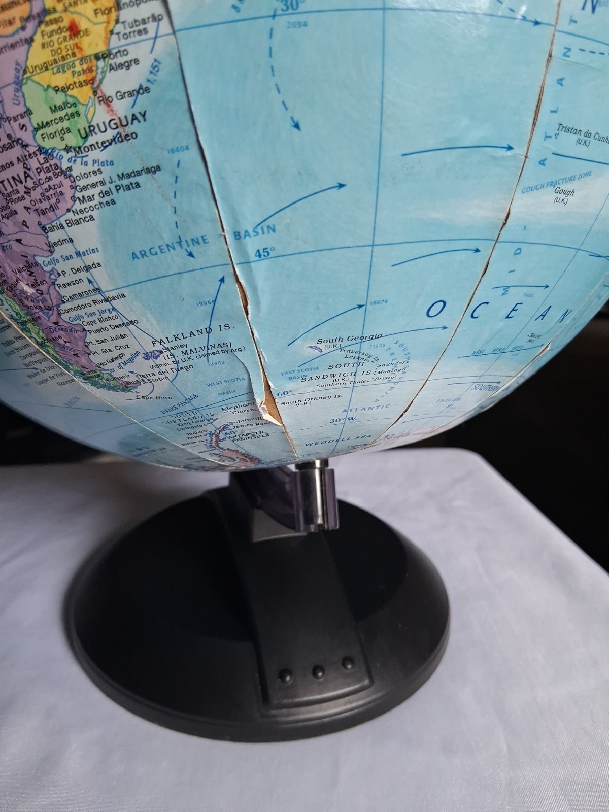 GlobeMaster 12" Tabletop Rotating Multicolor World Globe *see aging As Is*