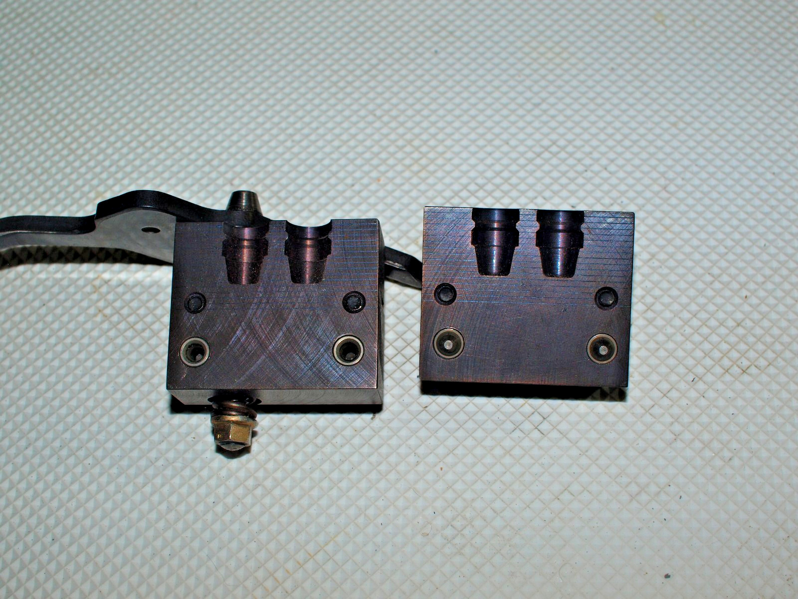 Magma Engineering 2 cavity bullet casting mold 10 155 TWC