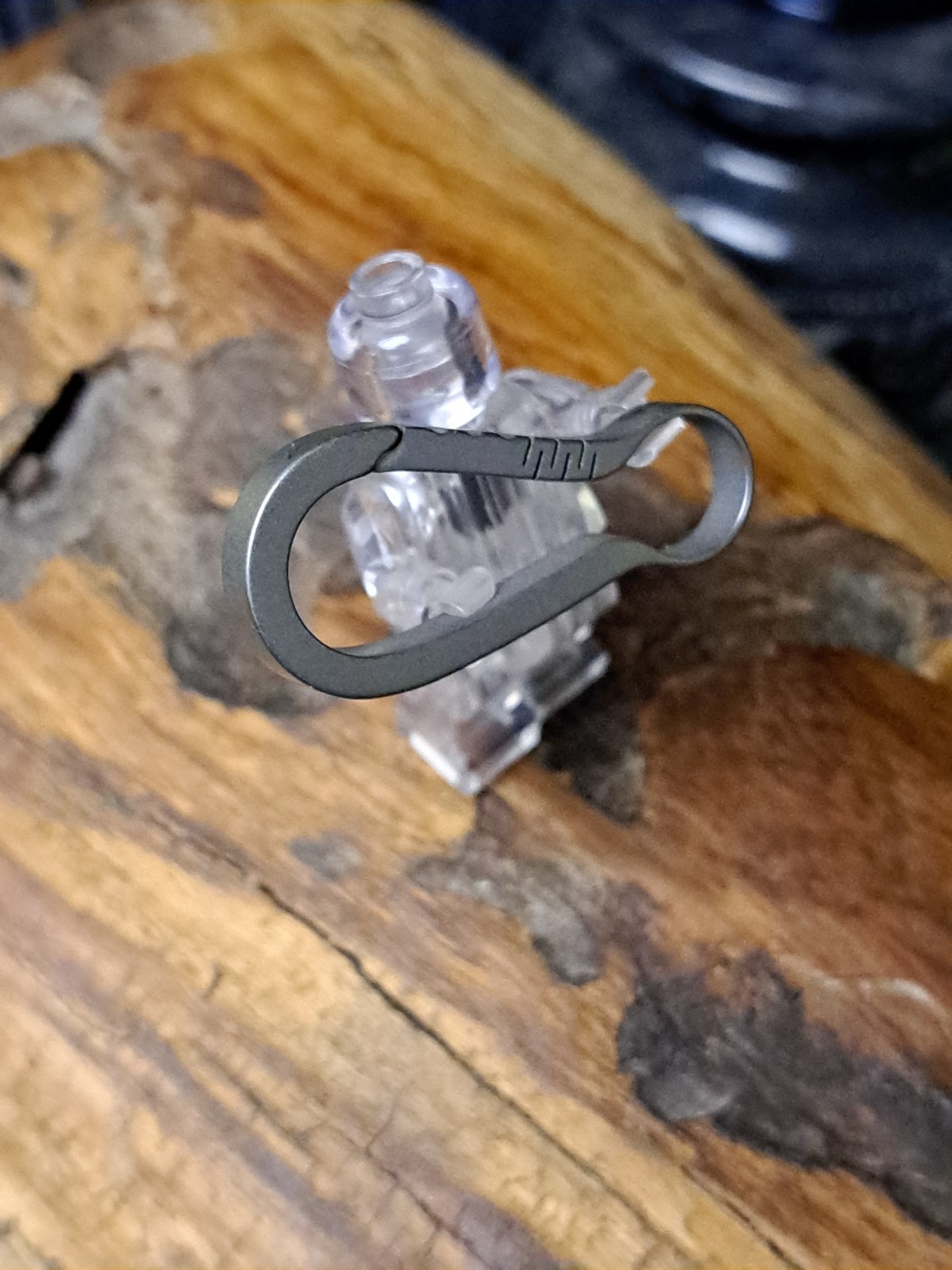 Pro Mini Series Titanium Carabiner