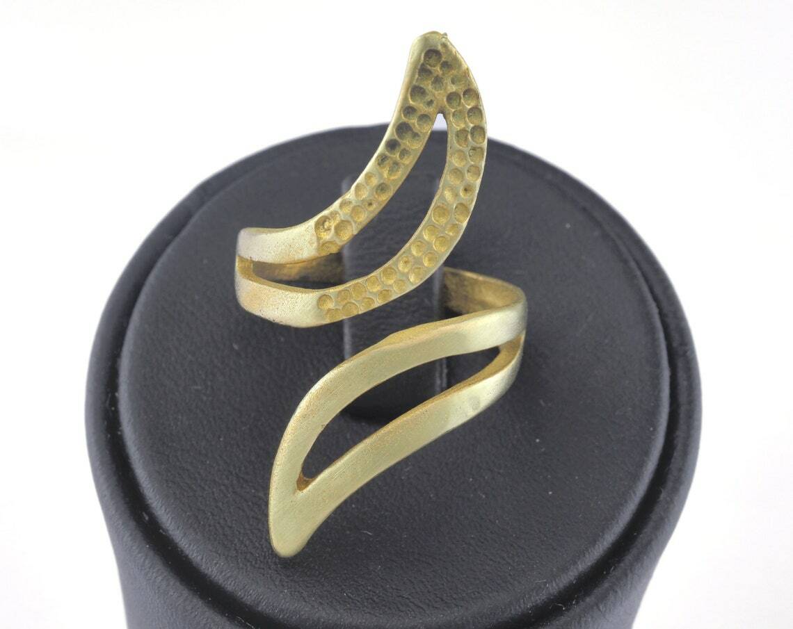 Leaf Ring Adjustable Bezel Raw brass (18mm 8US inner size - Adjustable ) 2720