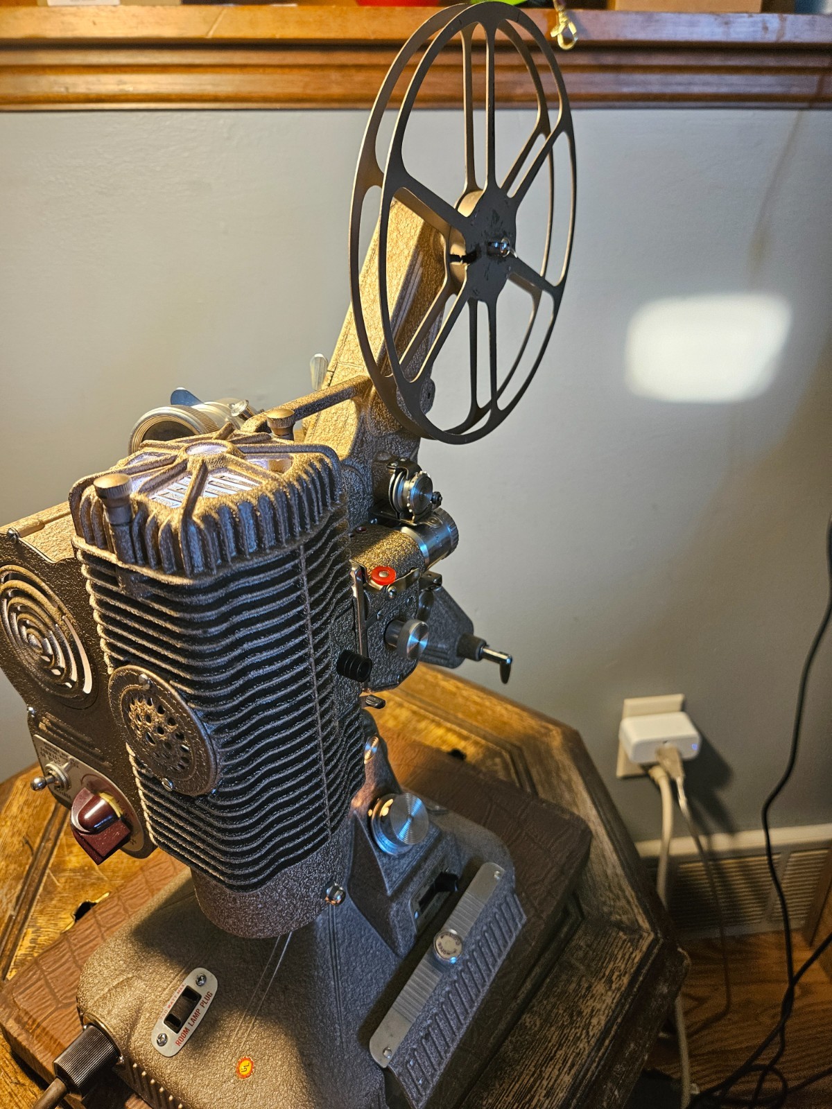 Vintage Keystone Regal K-109 8mm Projector w/case Tested and Works