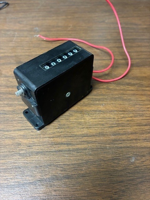 Durant 6-Y-1-MFU electromechanical counter, manufactured by Eaton Corporation