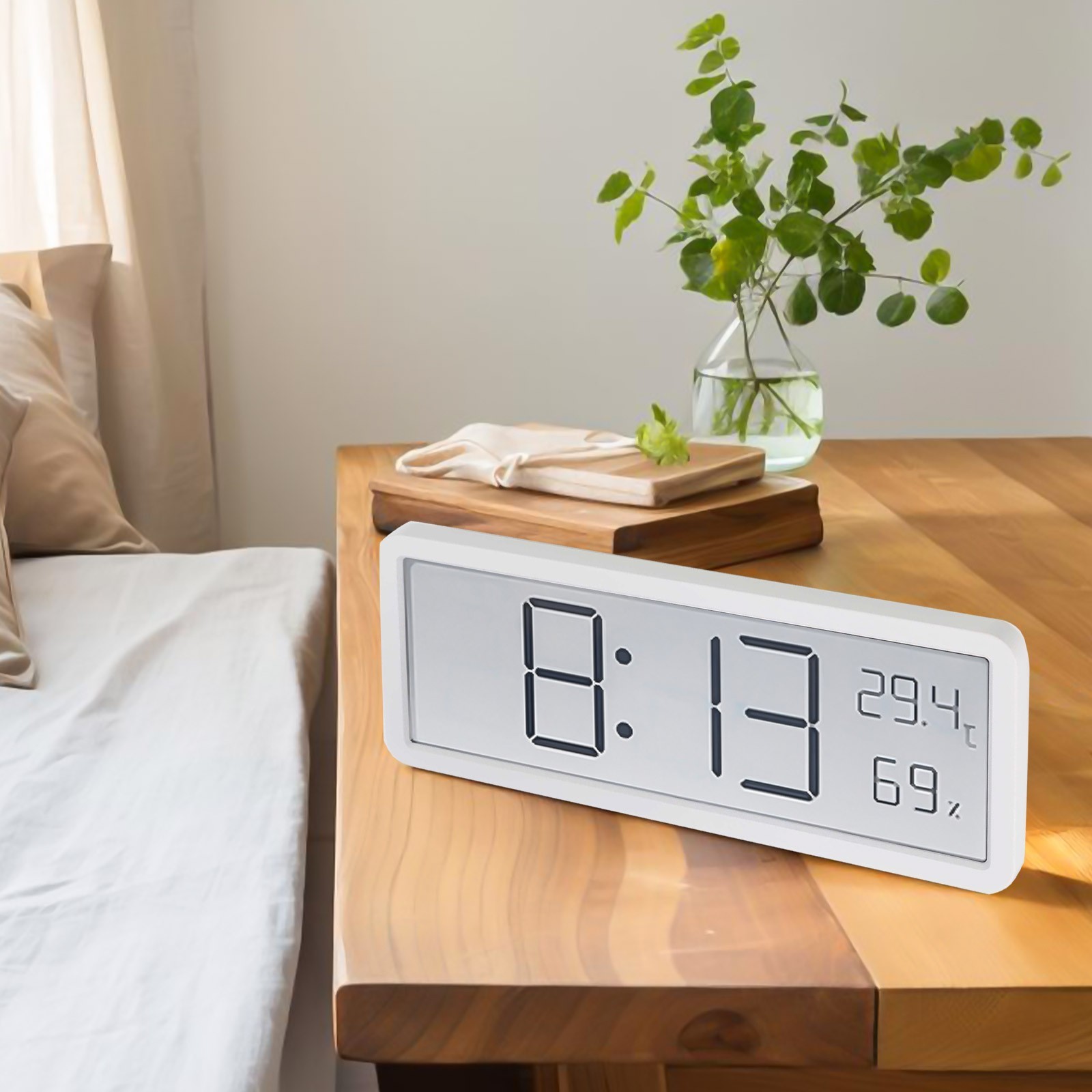 Automatic Adjustment Digital Wall Clock Battery Powered Clock Home Office Clock