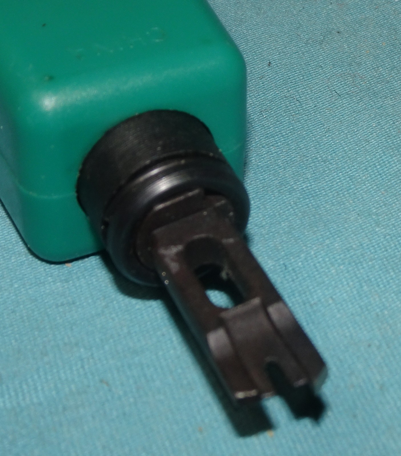 == Commercial Electric Impact Punch Down Tool with 110 Blade # 898 110