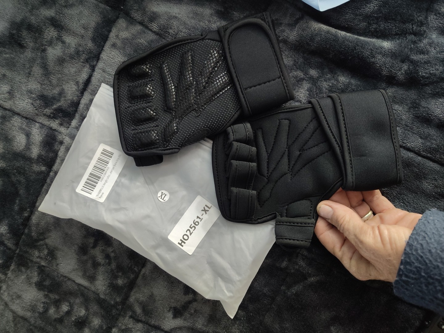Trader Plus Fitness Gloves For Power Weight Lifting Extra Grip XL Gym Workout