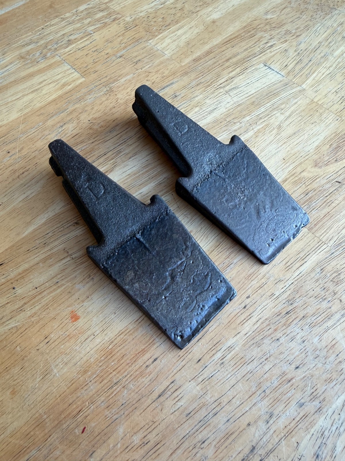 Lot of 2 VINTAGE BLACKSMITH'S ANVIL CUT OFF HARDY  ANVIL   #11