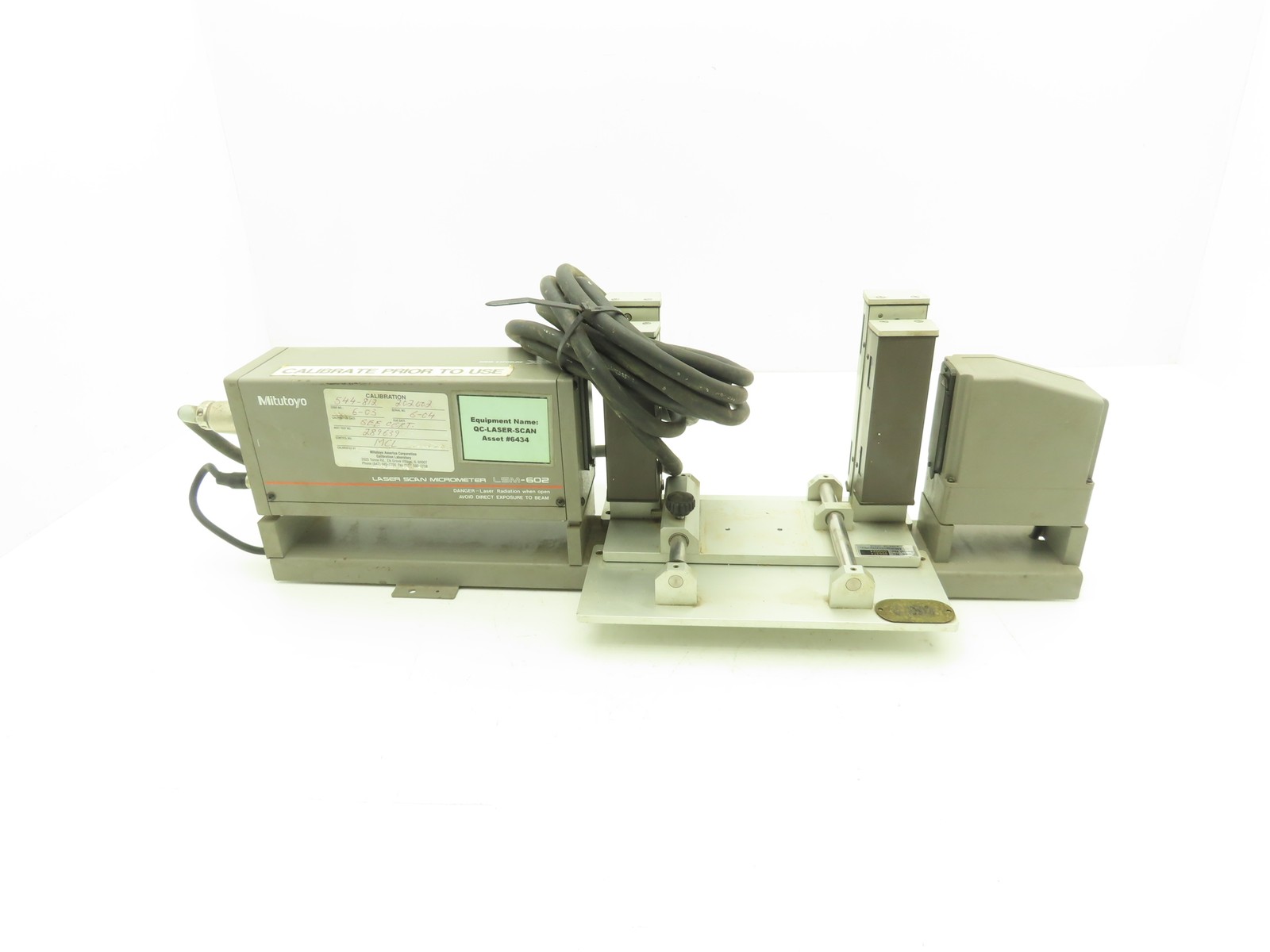 Mitutoyo LSM-602 Laser Scan Micrometer with Size Adapter