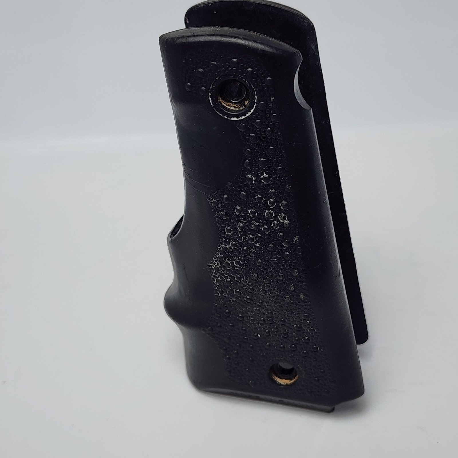 45 Rubber Hump Grips