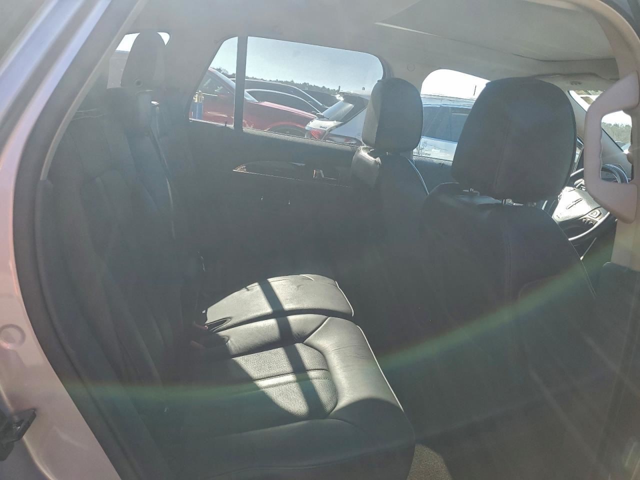 MKX 2015 Glove Box 4958466