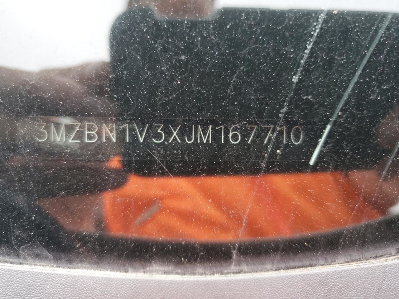 3 2018 Glove Box 4916502