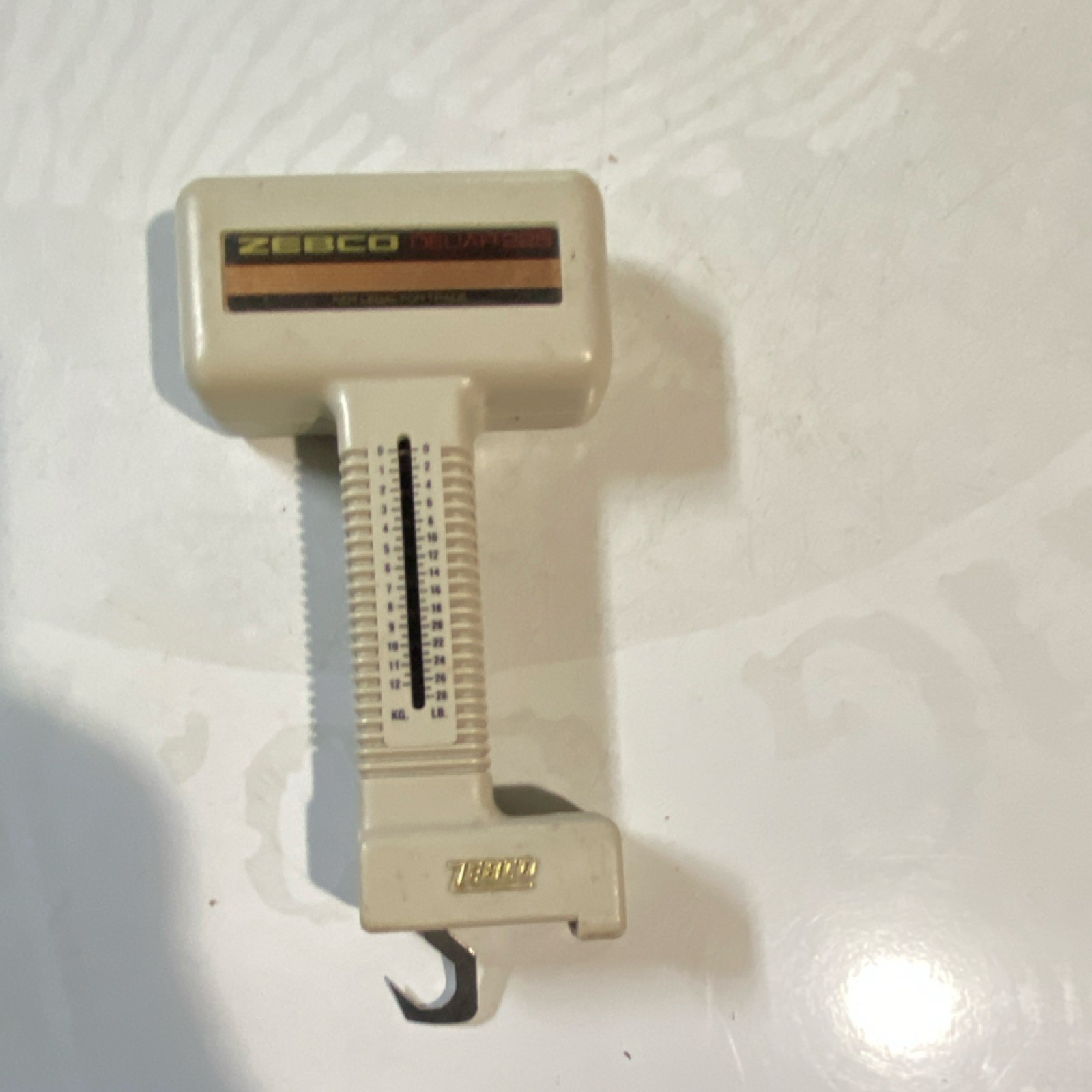 Zebco Beige Hanging Spring Fish Weighing Scale