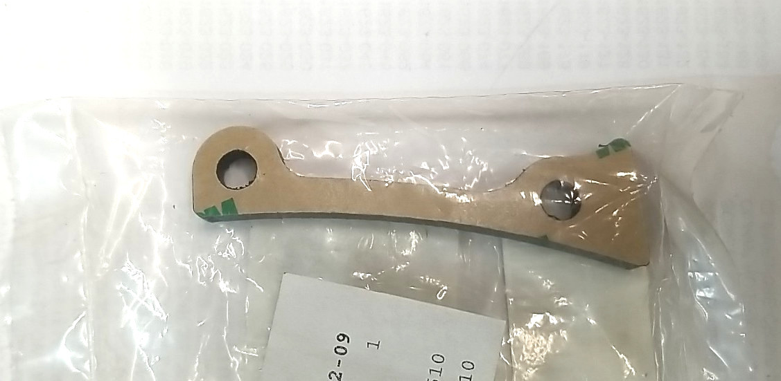 NEW OEM ARCTIC COOLANT HOSE PROTECTOR BUMPER 0613-272  ARTIC