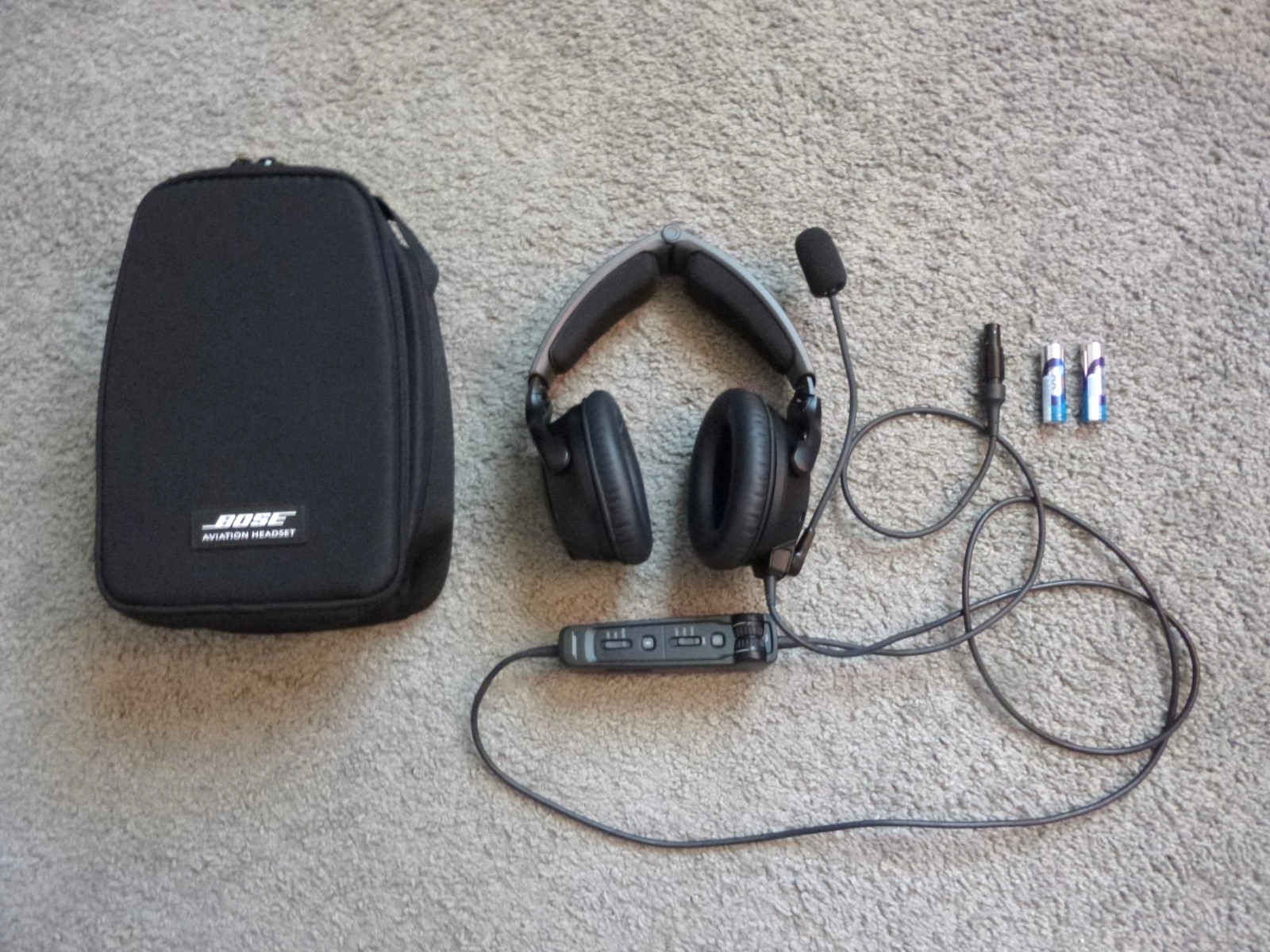 Bose A30 Headset (BLUETOOTH | 6-pin LEMO) +Case/New Batt/New Mic Wind | EXC COND