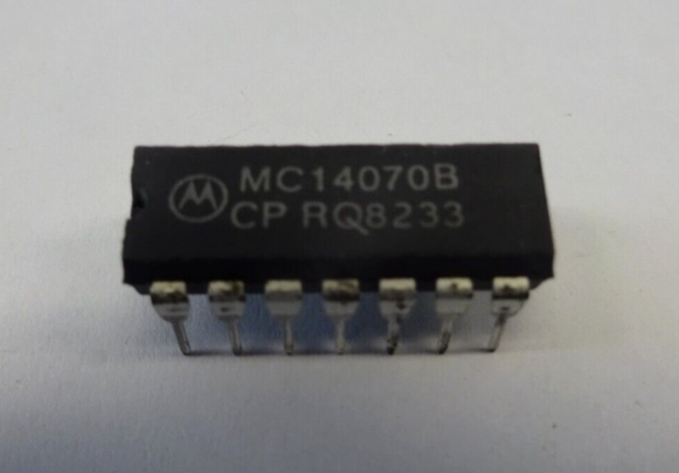 MC14070B MC14070BCP CD14070BBE Quad Exclusive “OR” Gates, DIP IC Lot of 2