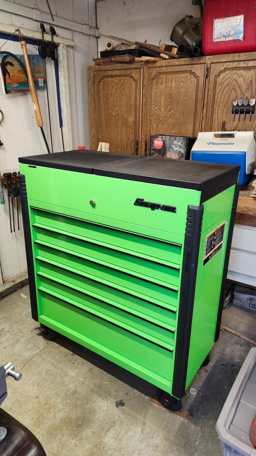 40 inch 8 drawer Snap On roll cart. Bedliner split, sliding top. extreme green