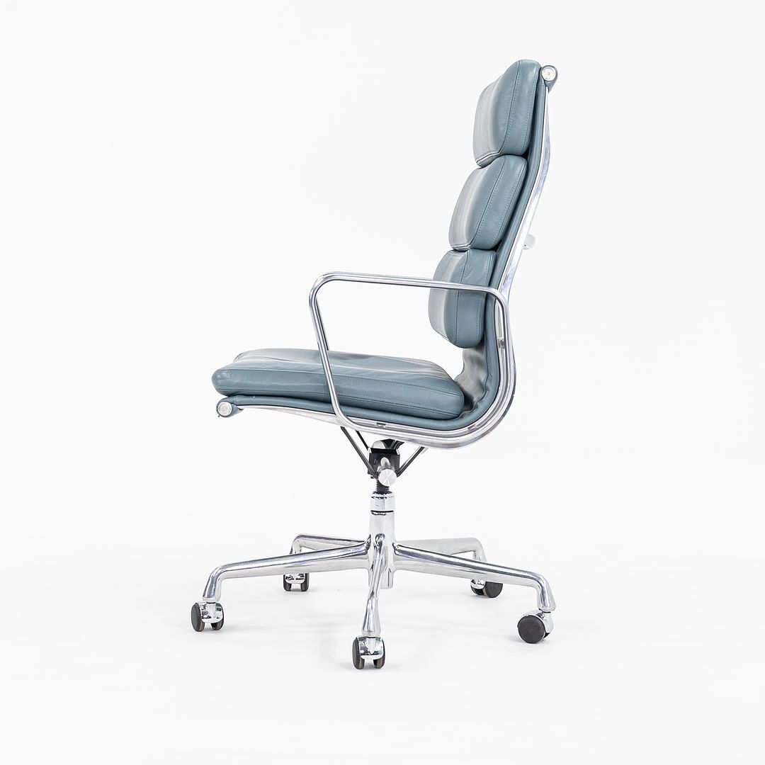 2005 Herman Miller Eames Soft Pad Executive Desk Chair in Blue Leather 15x Avail