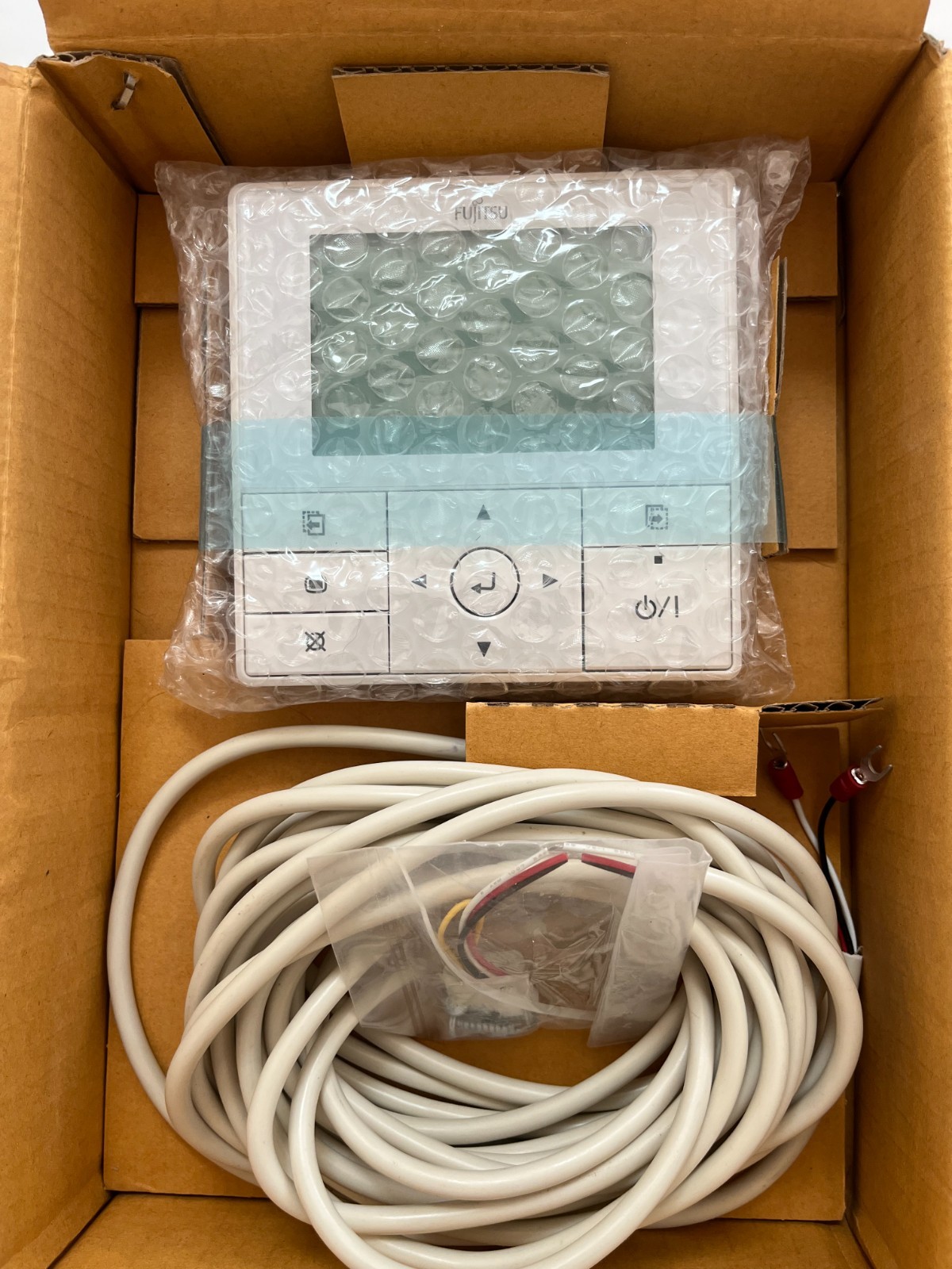 Fujitsu UTY-RVNUM Minisplit Remote controler (wired)