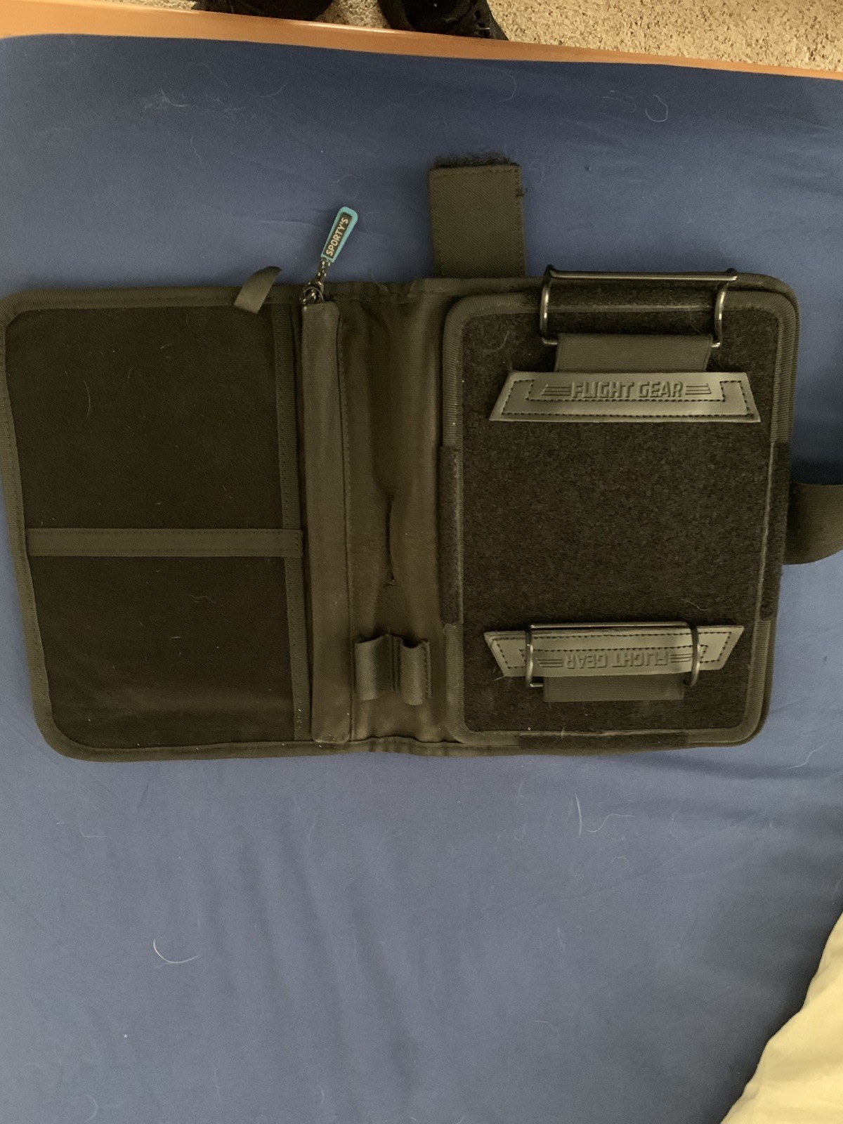 Flight Gear Sporty’s Bi-Fold Adjustable iPad Kneeboard