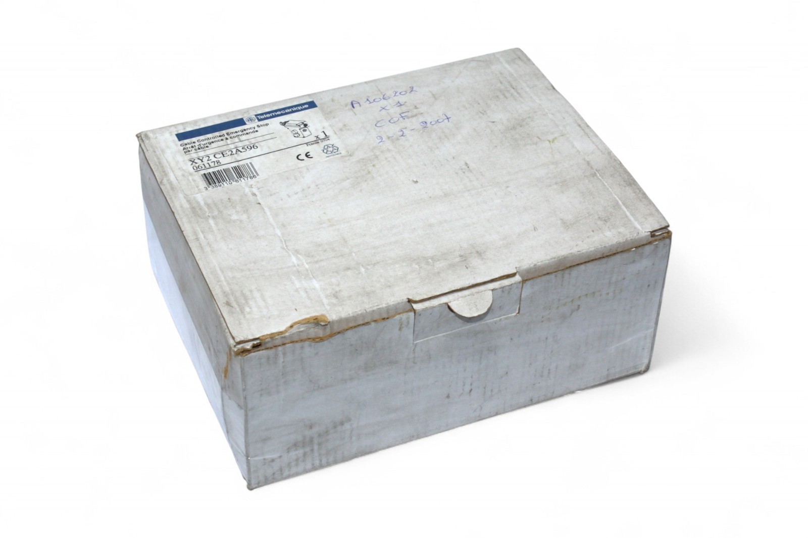 TELEMECANIQUE XY2CE2A596 EMERGENCY STOP ROPE PULL SWITCH