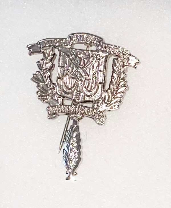 Dominican Republic Cap Badge (?)