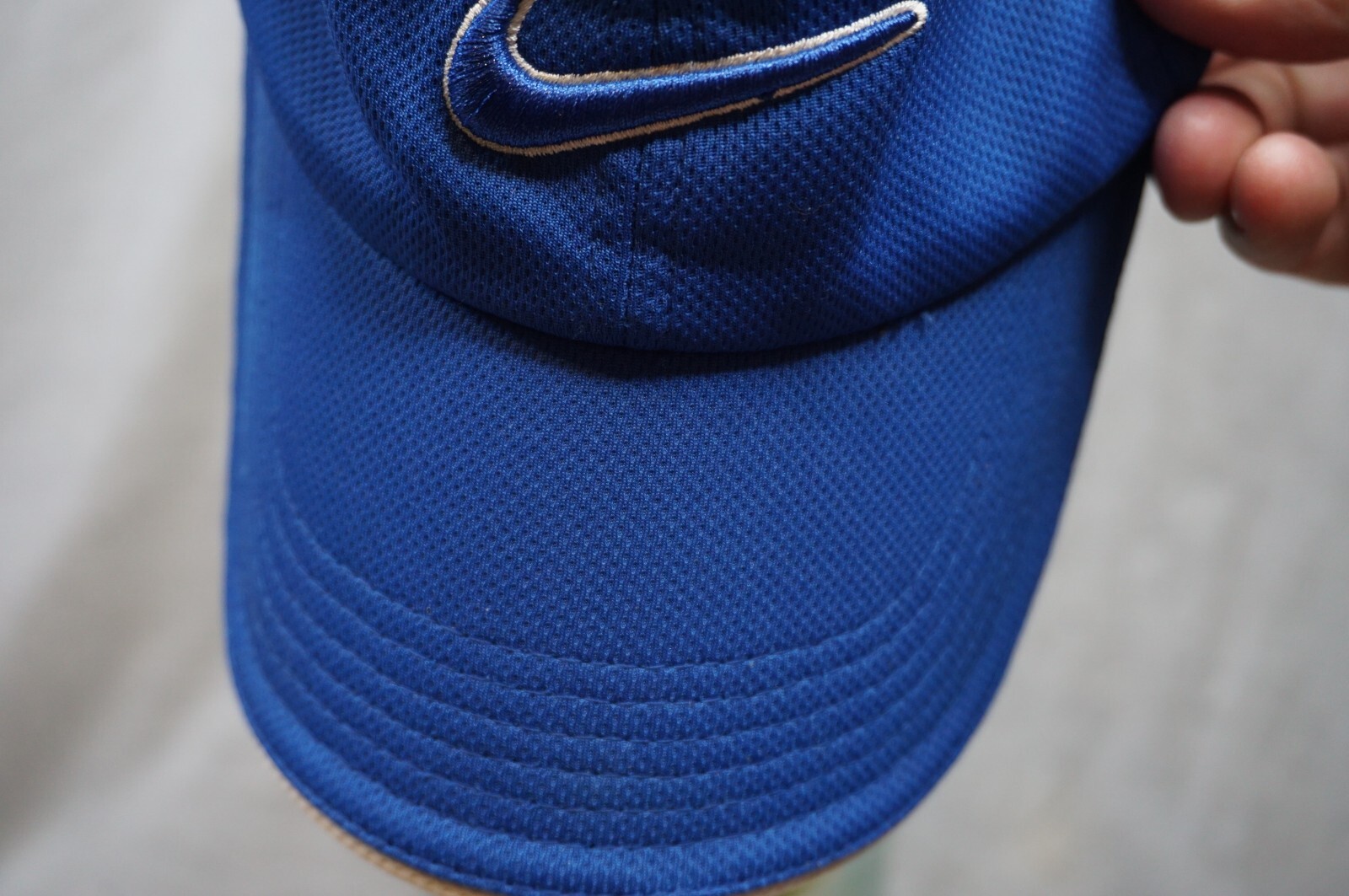 NikeGolf Golf Hat, Cap adjustable Blue Vented embroidered logo blue hook loop