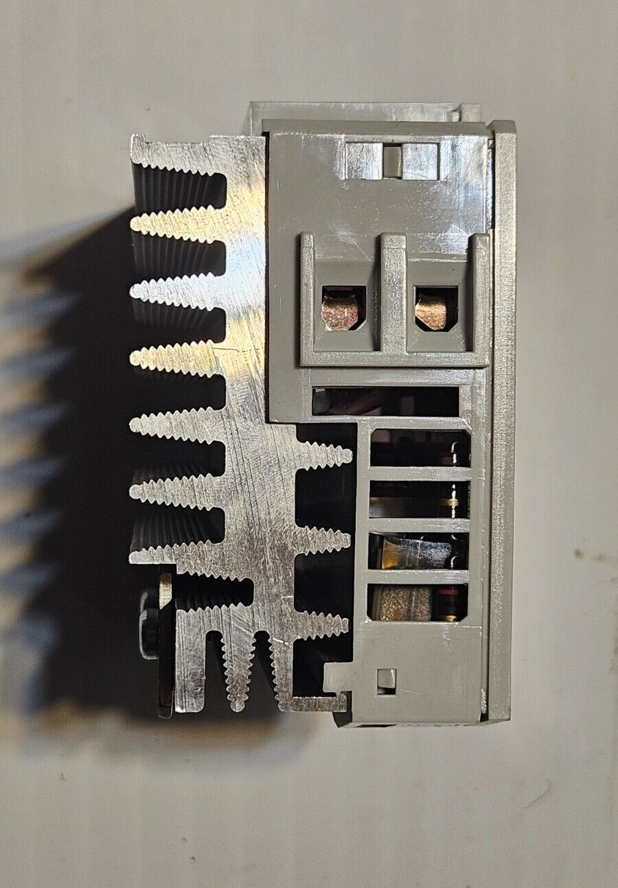 BARBER COLMAN TE10S PDS10 25A/480V/PDS1/ENG /99/(621)/00 SOLID STATE CONTACTOR
