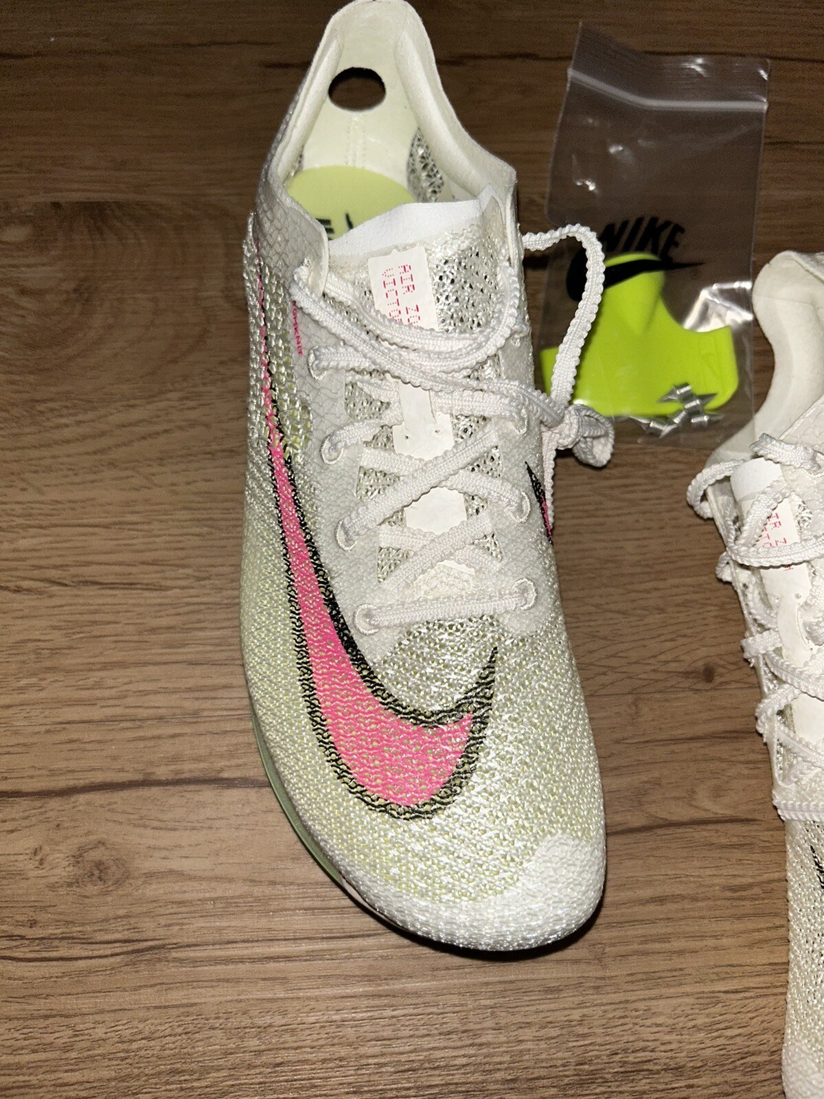 NIKE MENS AIR ZOOM VICTORY TRACK FIELD SHOES W/SPIKES SAIL FIERCE PINK SIZE 10.5