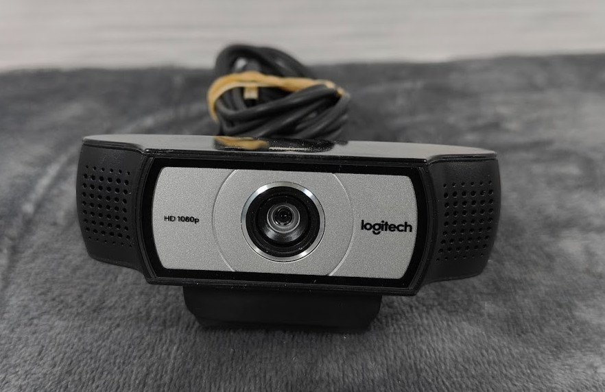 Logitech V-U0031 C930e 1080p USB HD Pro Webcam 860-000568 W/ Cover