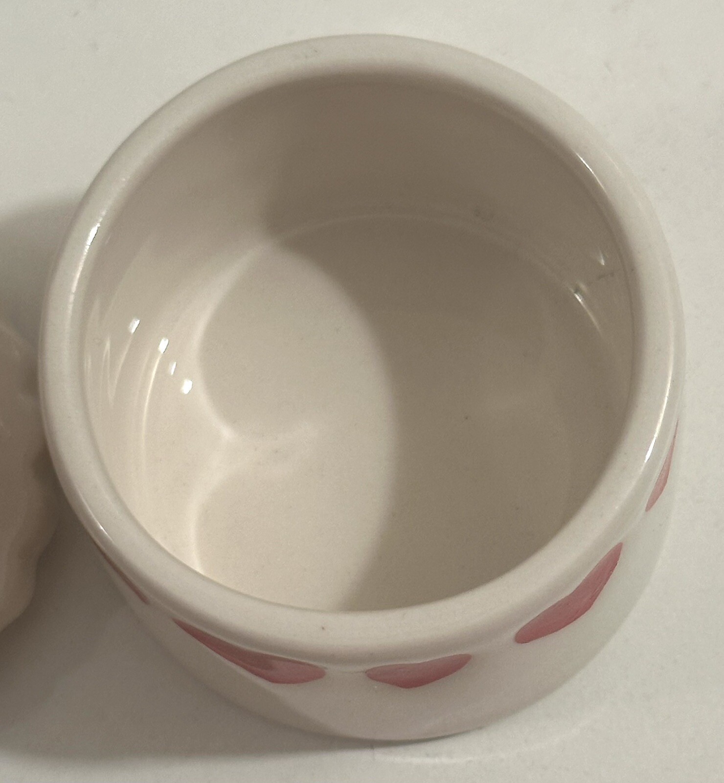 Trinketbox Small Angel Valentine Ceramic 2" Round With Hearts