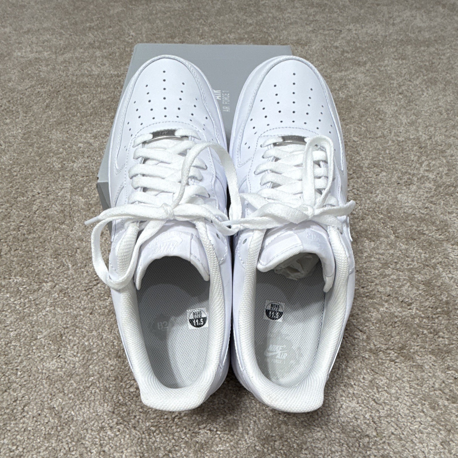 Nike Air Force 1 '07 Men's Low Top Lace-Up Sneakers White Solid