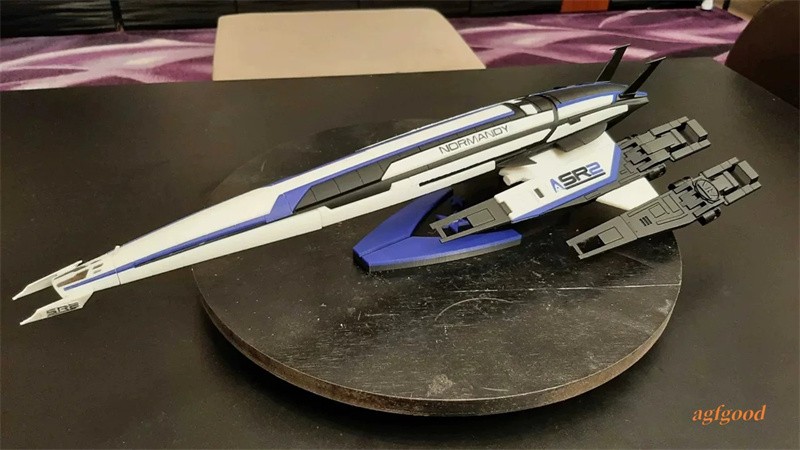 MASS EFFECT SSV Normandy SR2 Spaceship Painted Model 3D Build Length 50CM