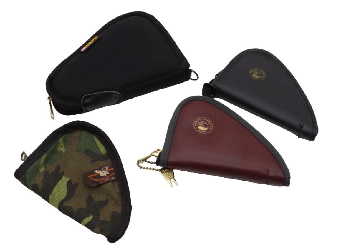Lot of 4 Pistol Rugs – Uncle Mike’s, Hunter, Mossy Oak Soft Handgun Cases