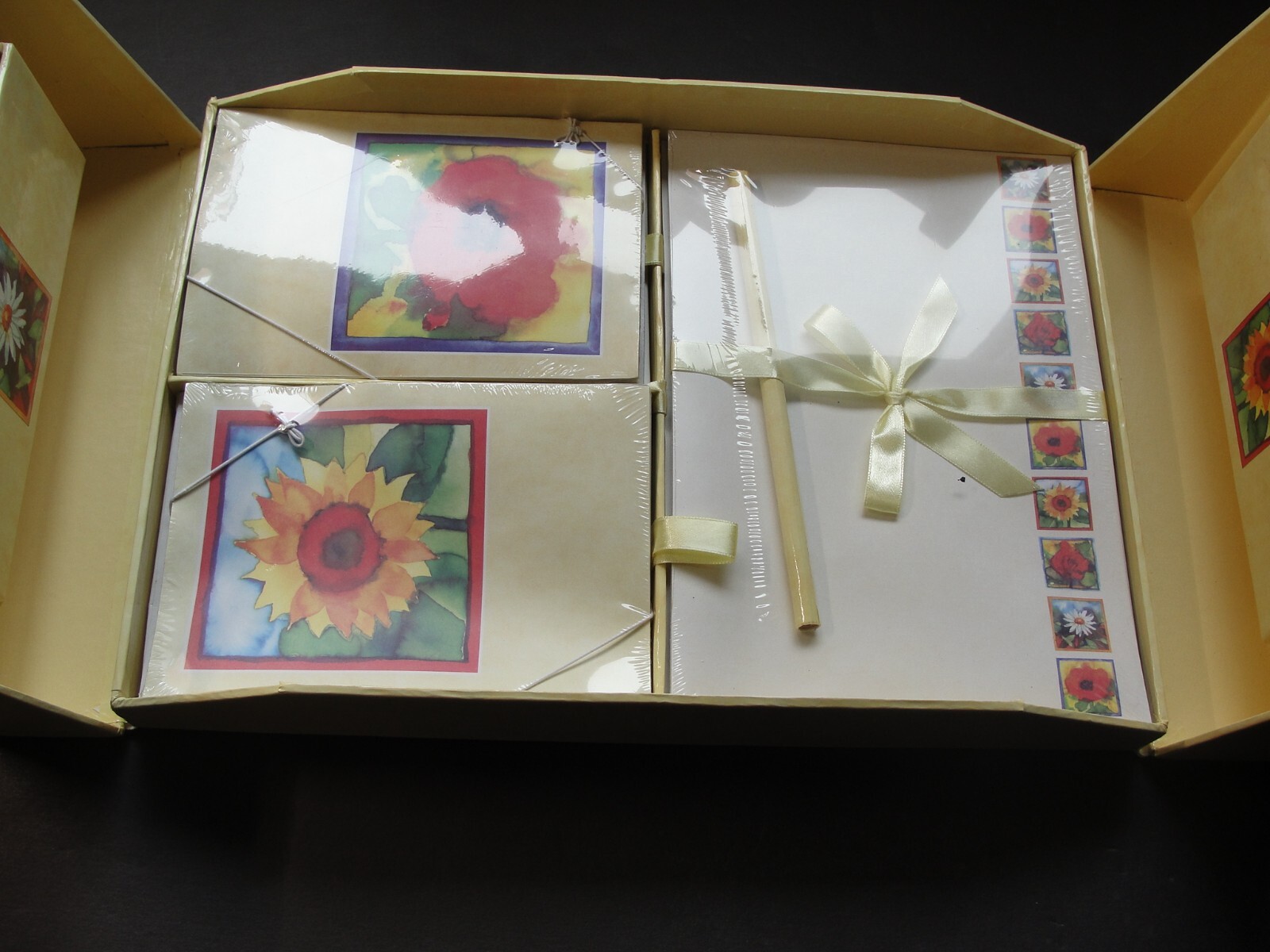 Robert Frederick- 1999 Stationary Set.