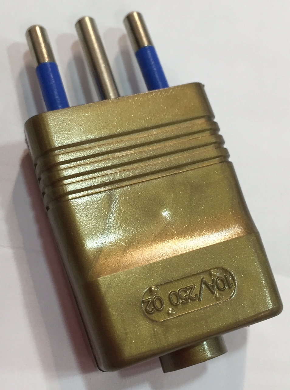 8001/OR PLUG 2P+T 10A GOLD STEERING WHEEL