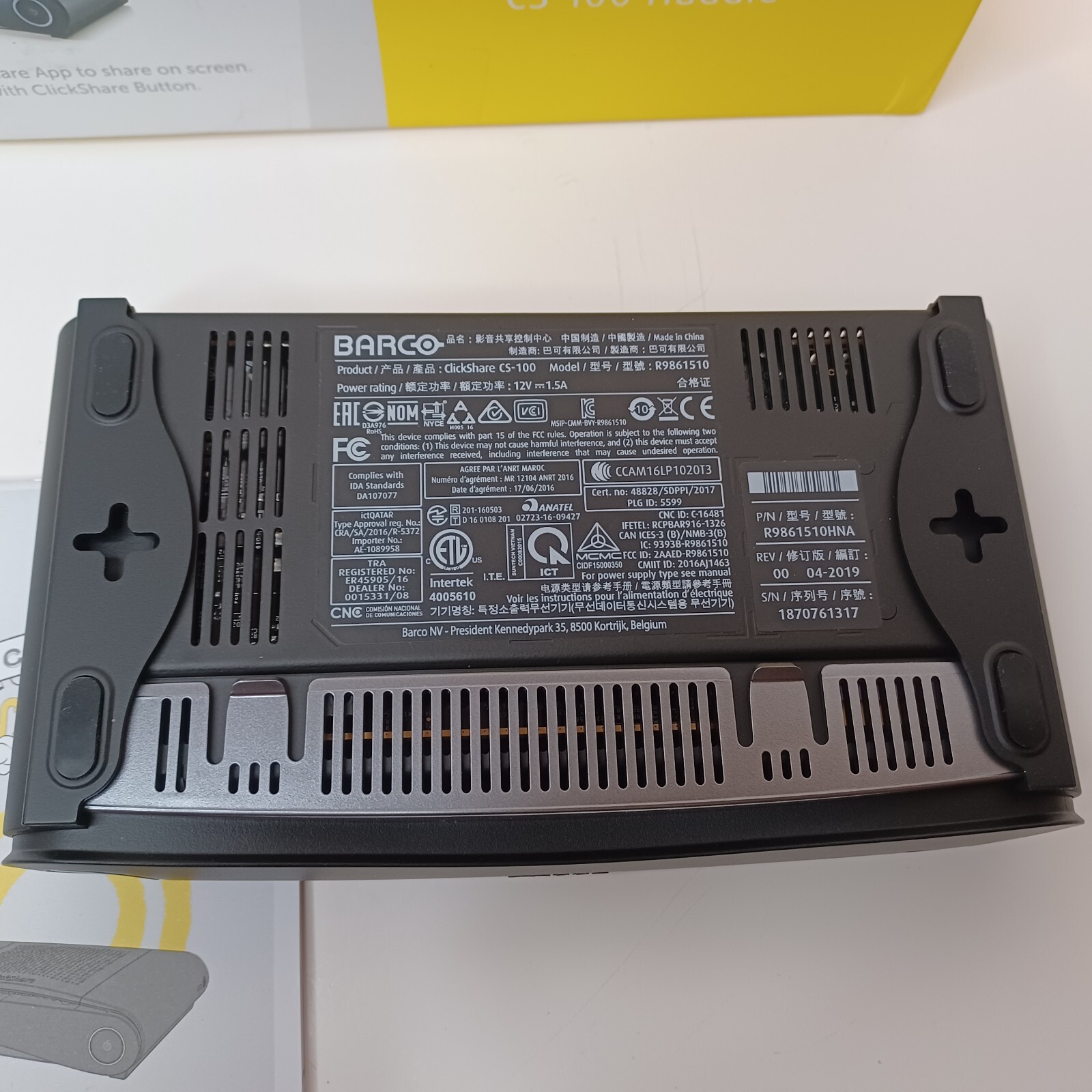 BARCO R9861510HN CS-100 Huddle Wireless Presentation System, Black