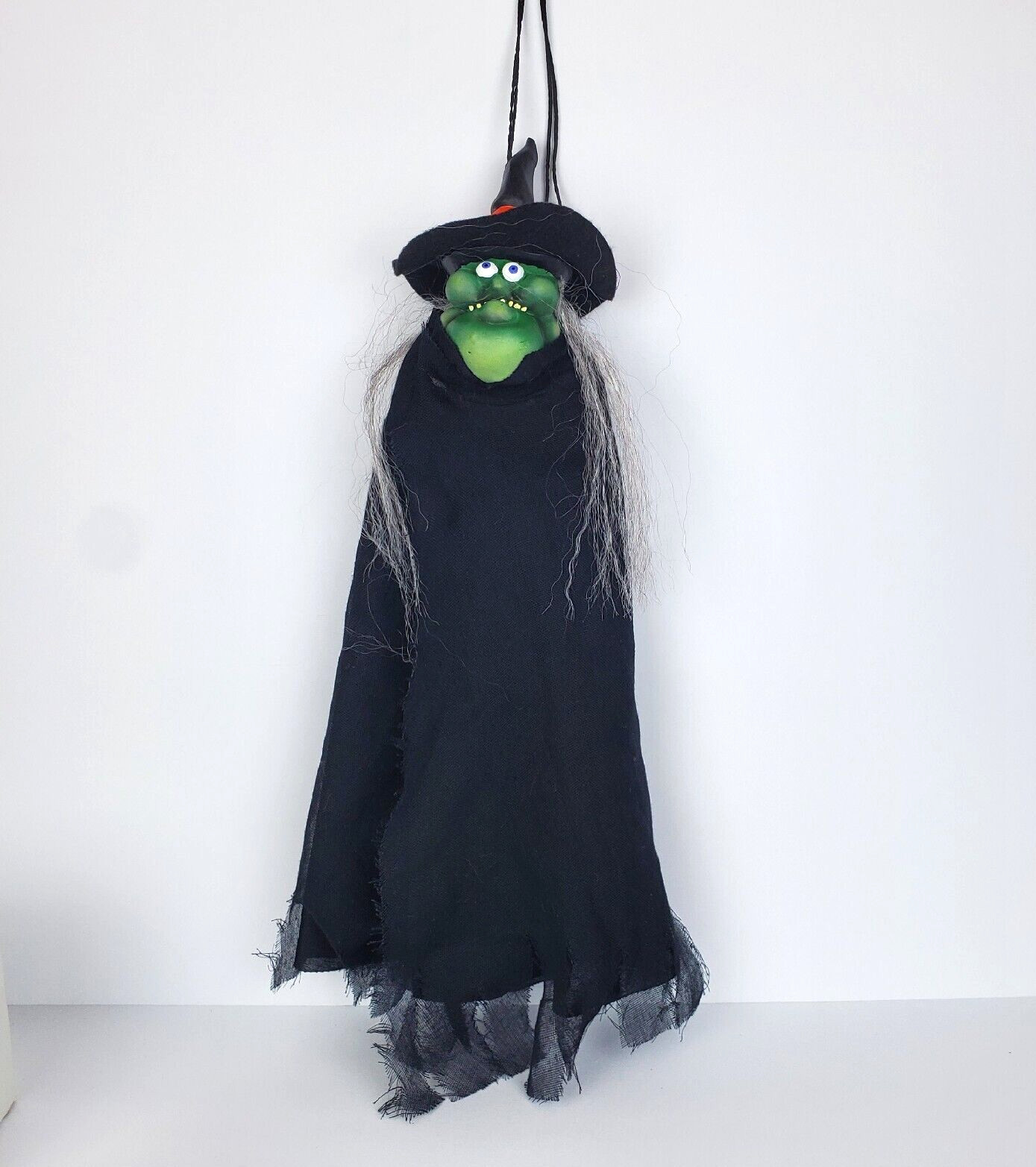 Mario Chiodo Studios Hanging Witch Halloween Decor Green Face Goblin Creepy 2006