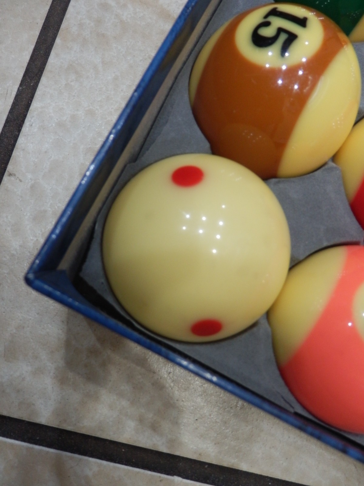 Aramith AR1141 Tournament Pool Balls Set