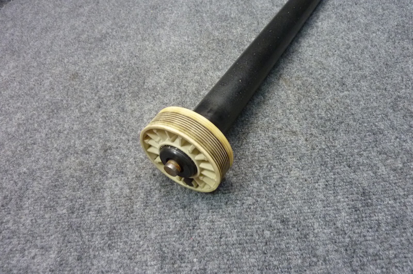ProForm Cross Walk 405E front roller