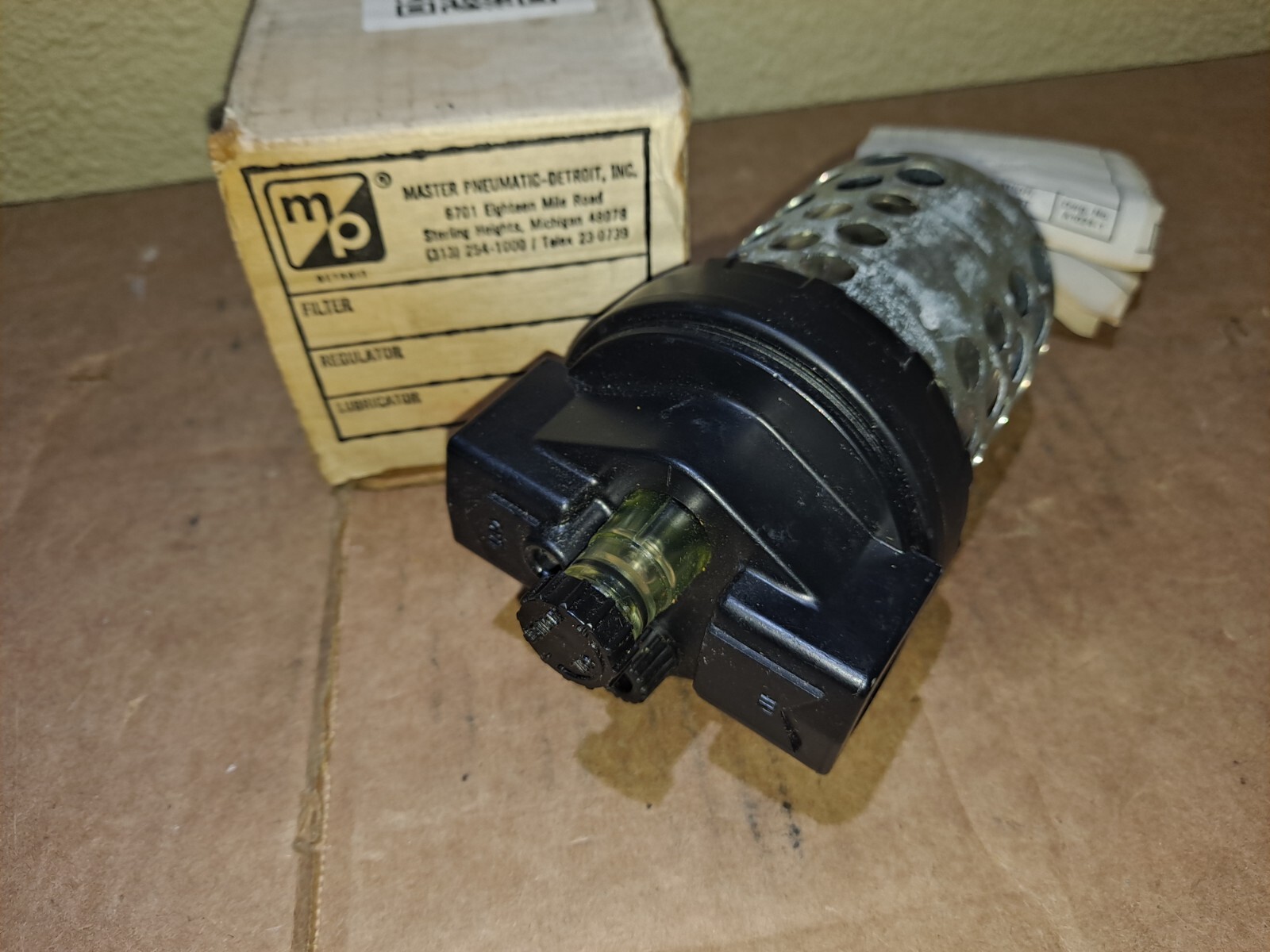 NEW MASTER PNEUMATIC L28D LUBRICATOR Fast Shipping