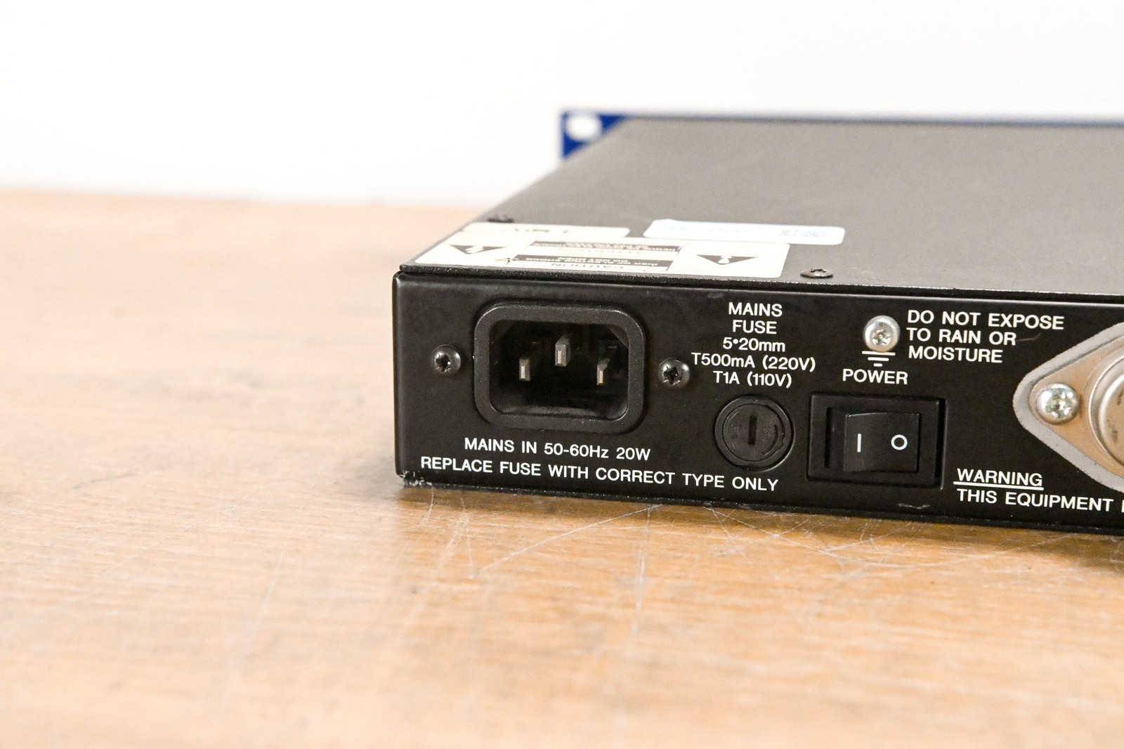Xta Electronics DP200 Digital Equaliser CG012ZV