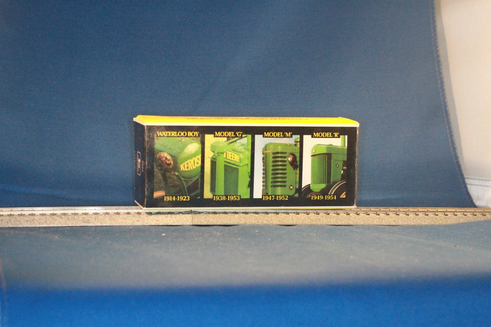 JP ERTL John Deere Historical 4 pc Tractor Set 1/64 Scale No.5523 1988 Boxed NIB