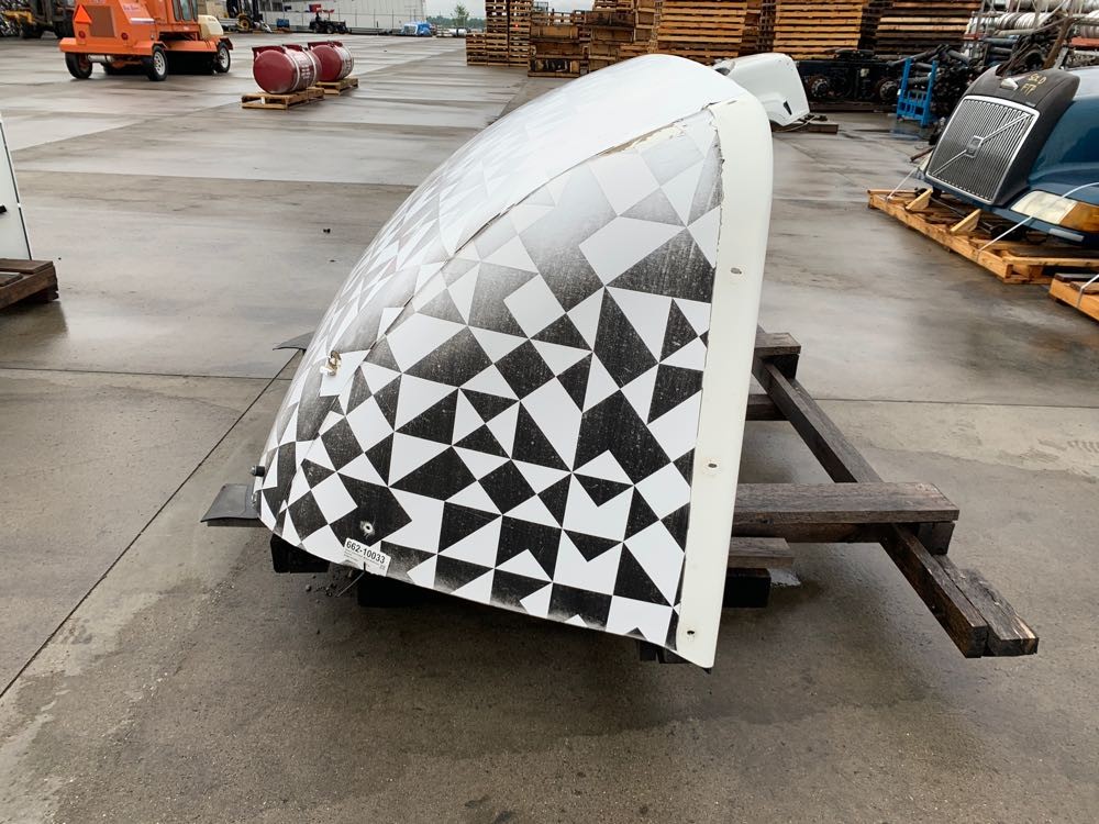 2018 Freightliner Cascadia Cab Wind Deflector (662-10033)