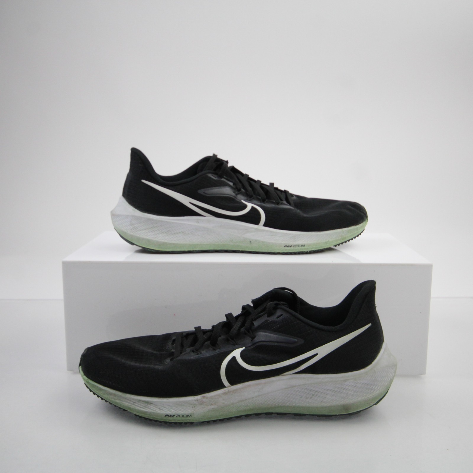 Nike Air Zoom Pegasus Running & Jogging Shoes Men's Black Used 10.5